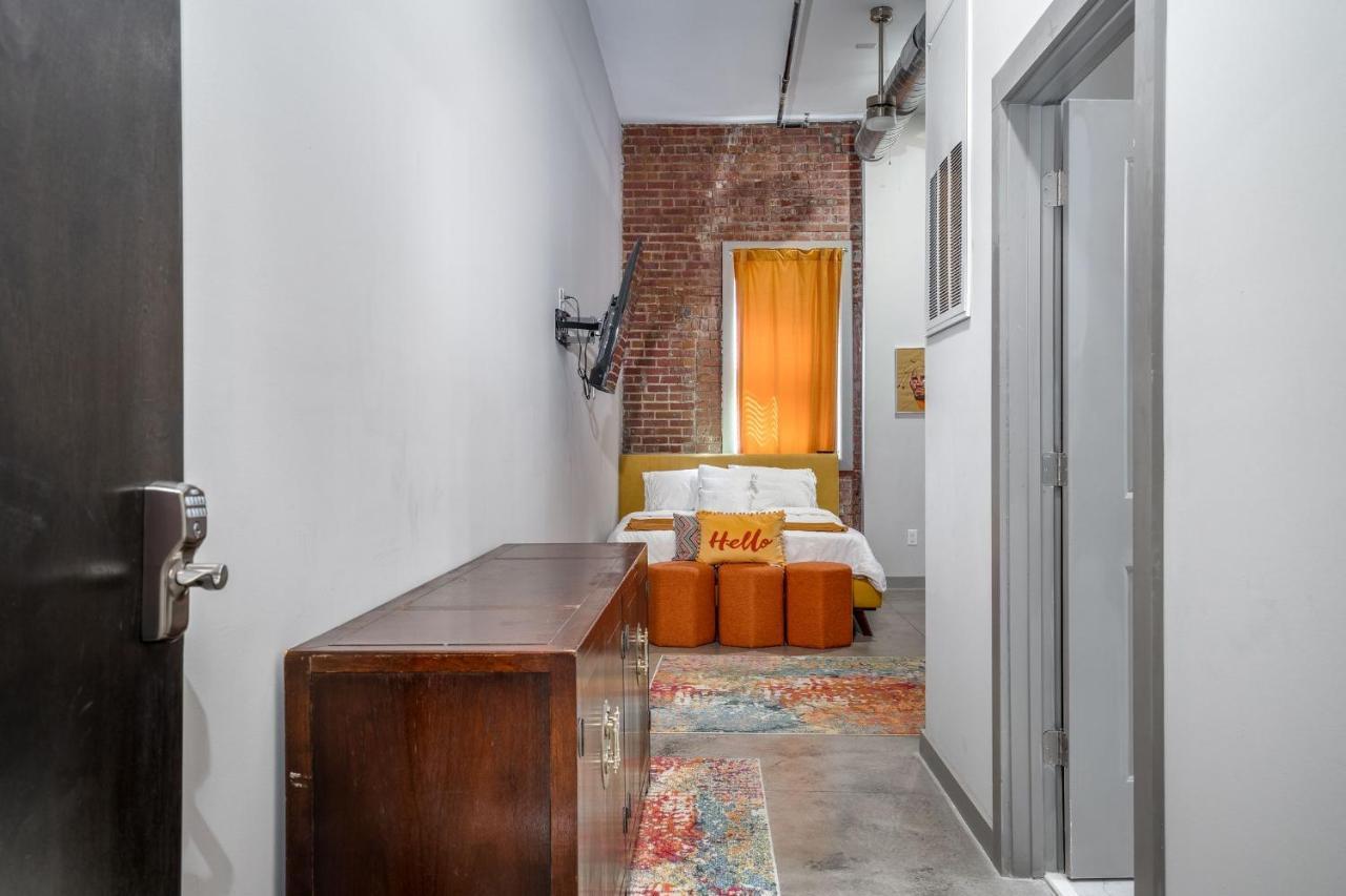 The Davis Lofts At Main Street - Unit 1E Lägenhet Rocky Mount Exteriör bild